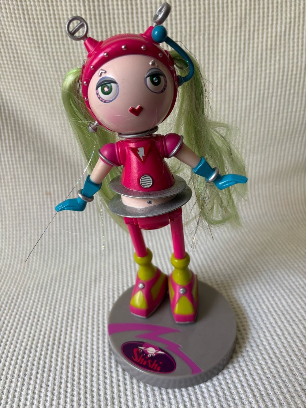 2002  G.U.R.L.Z  SHISHI interactive Robot doll w stand Irwin HTF Gurlz Talks!